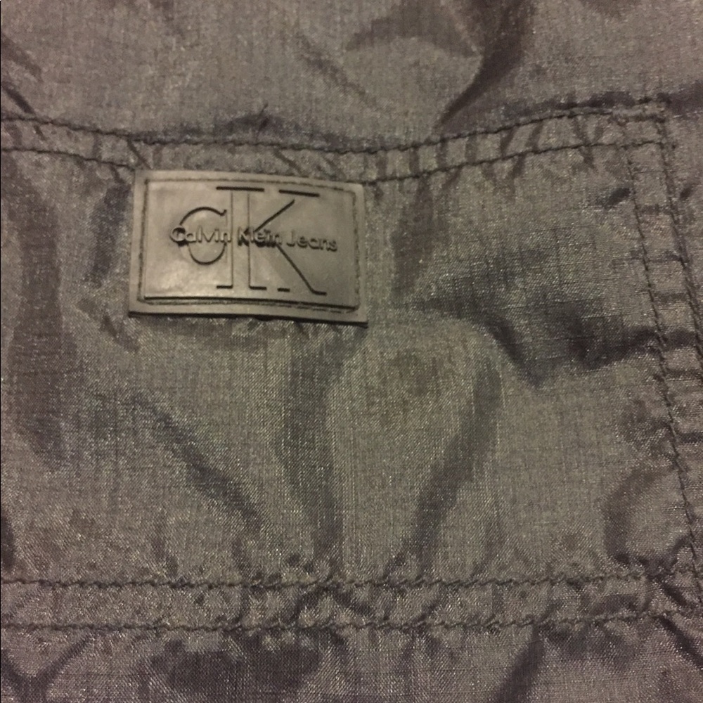 Black Calvin Klein Vest - Picture 4 of 4